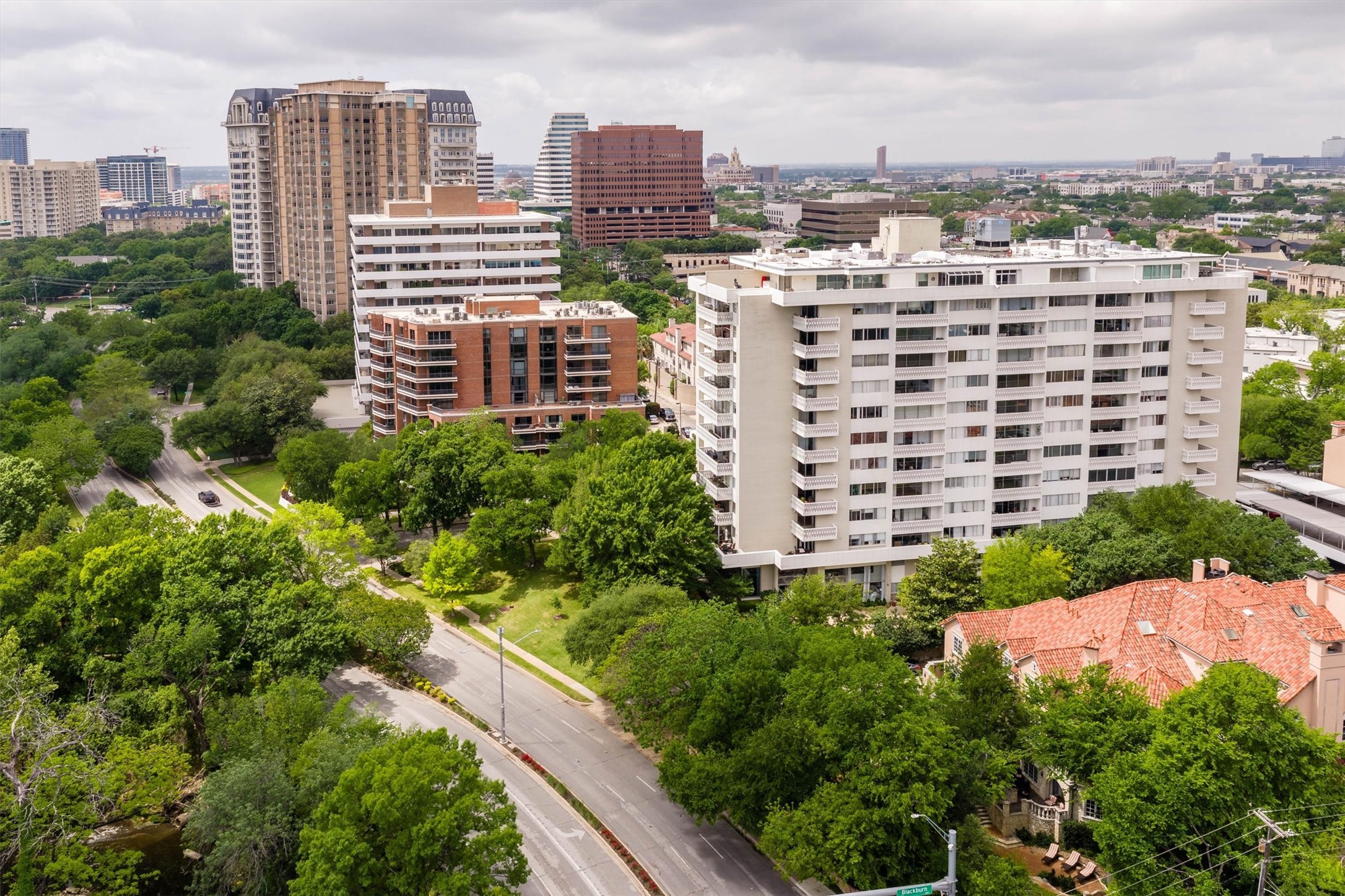 3701 Turtle Creek Boulevard 9H