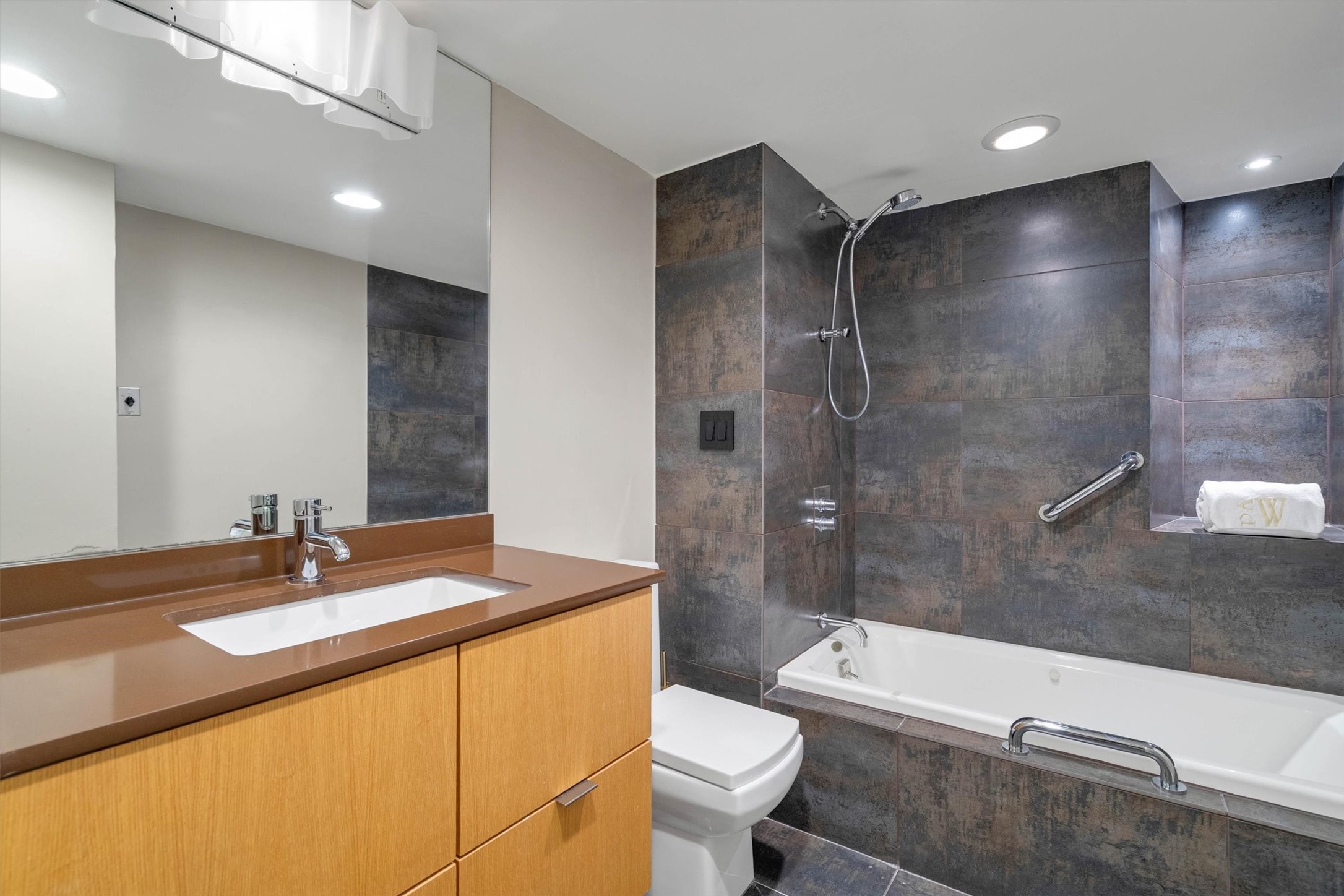 3701 Turtle Creek Boulevard 9H