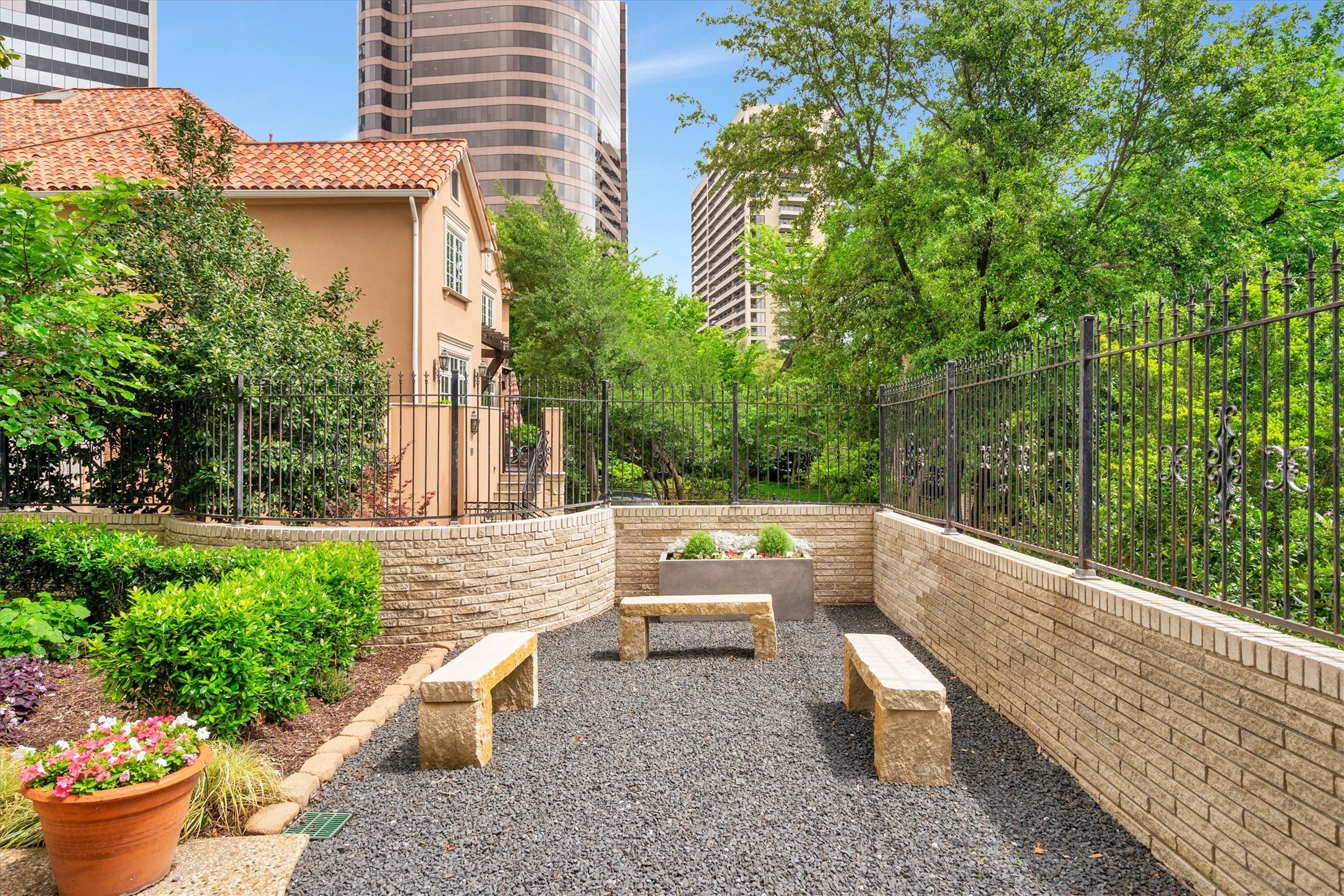 3701 Turtle Creek Boulevard 9H