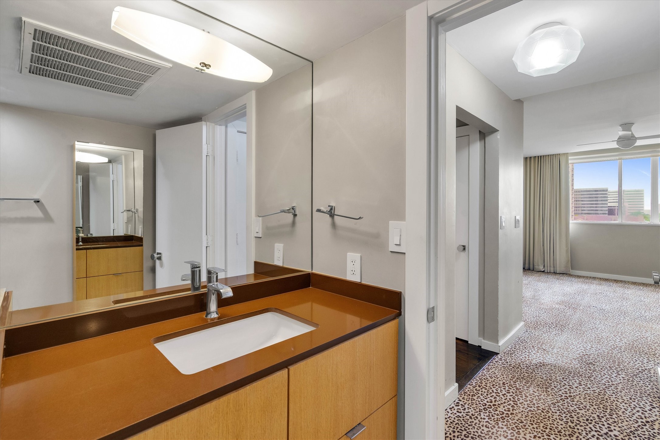 3701 Turtle Creek Boulevard 9H