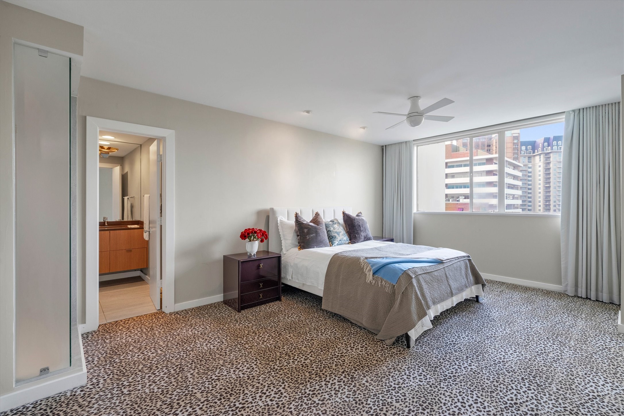 3701 Turtle Creek Boulevard 9H