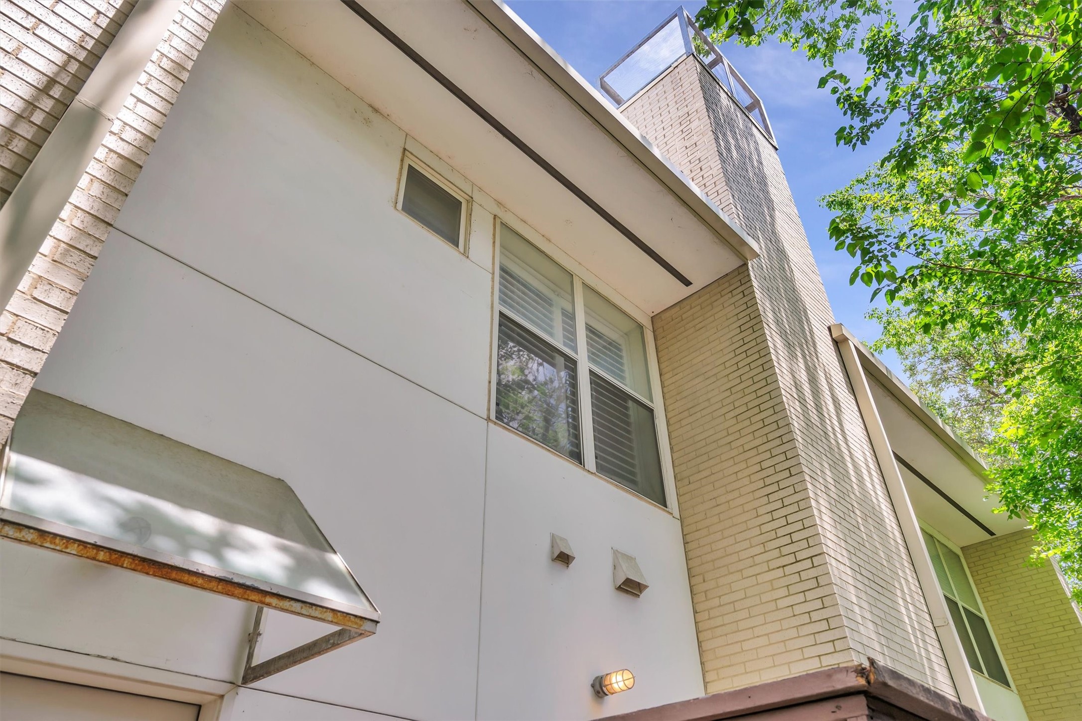 4125 Cole Avenue 2
