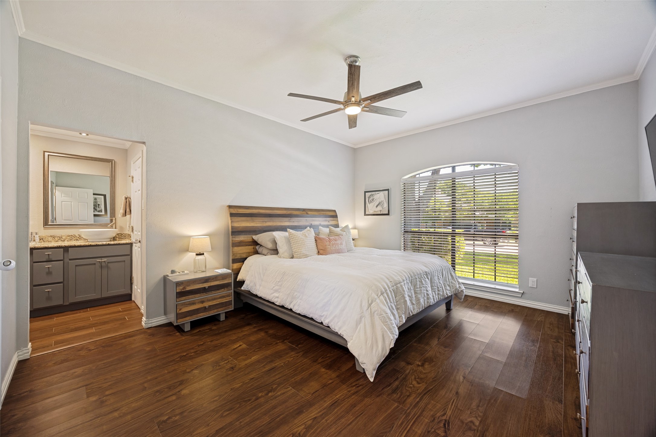 1509 Flintwood Drive