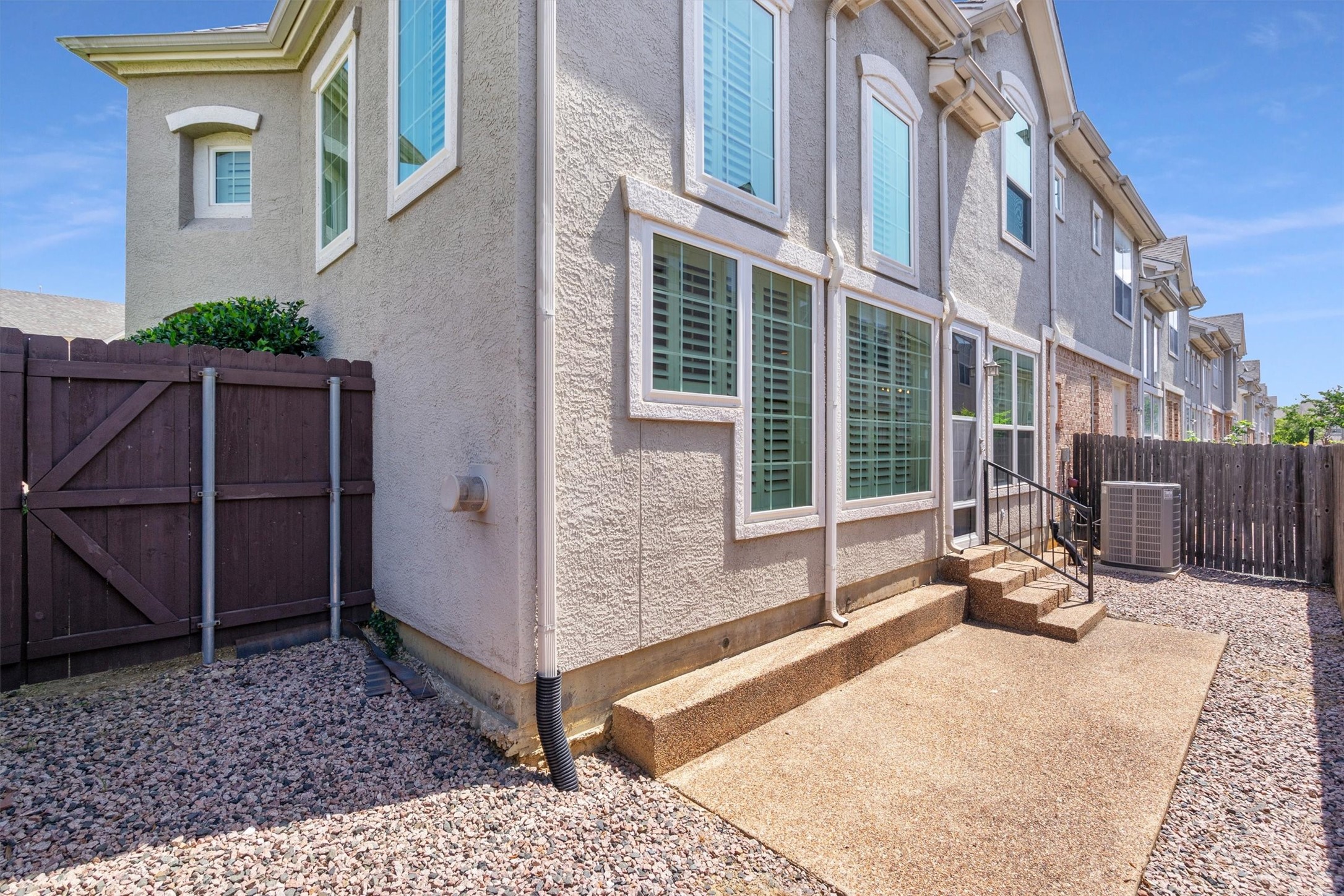 2548 Corbeau Drive