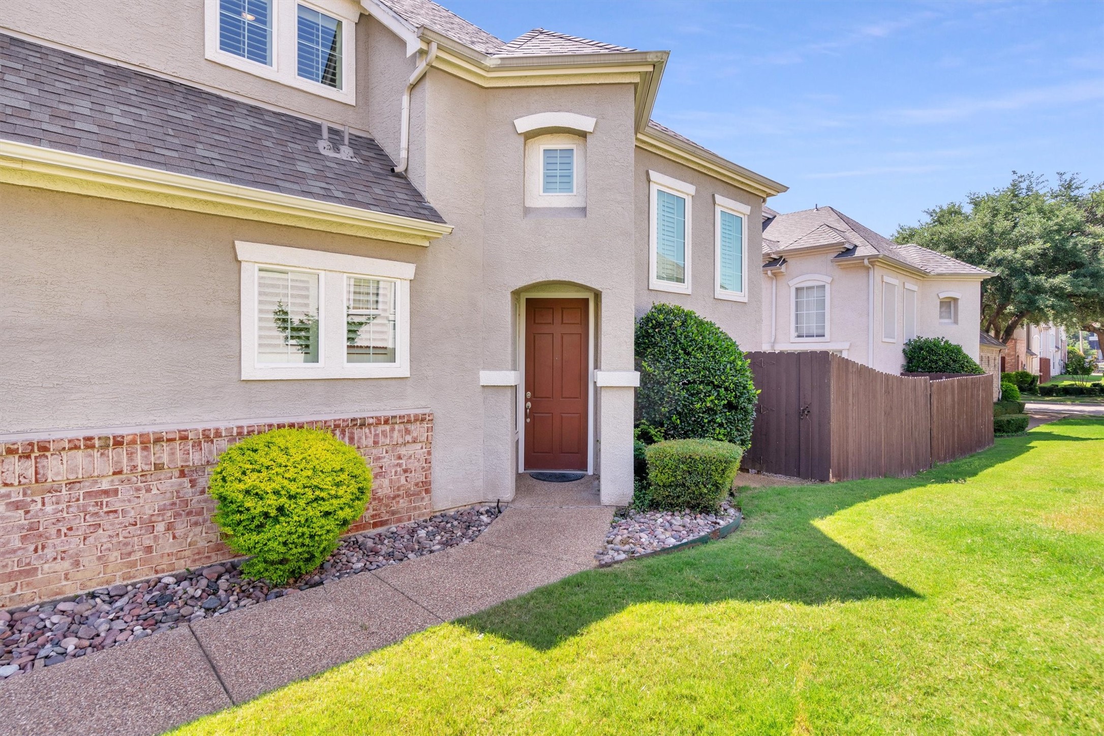 2548 Corbeau Drive