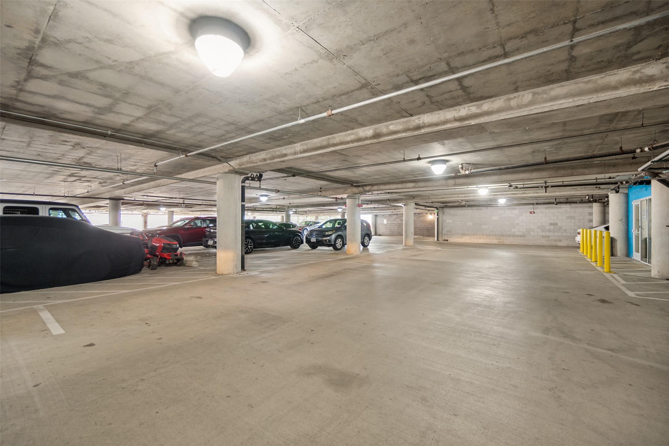 1001 Belleview Street 408