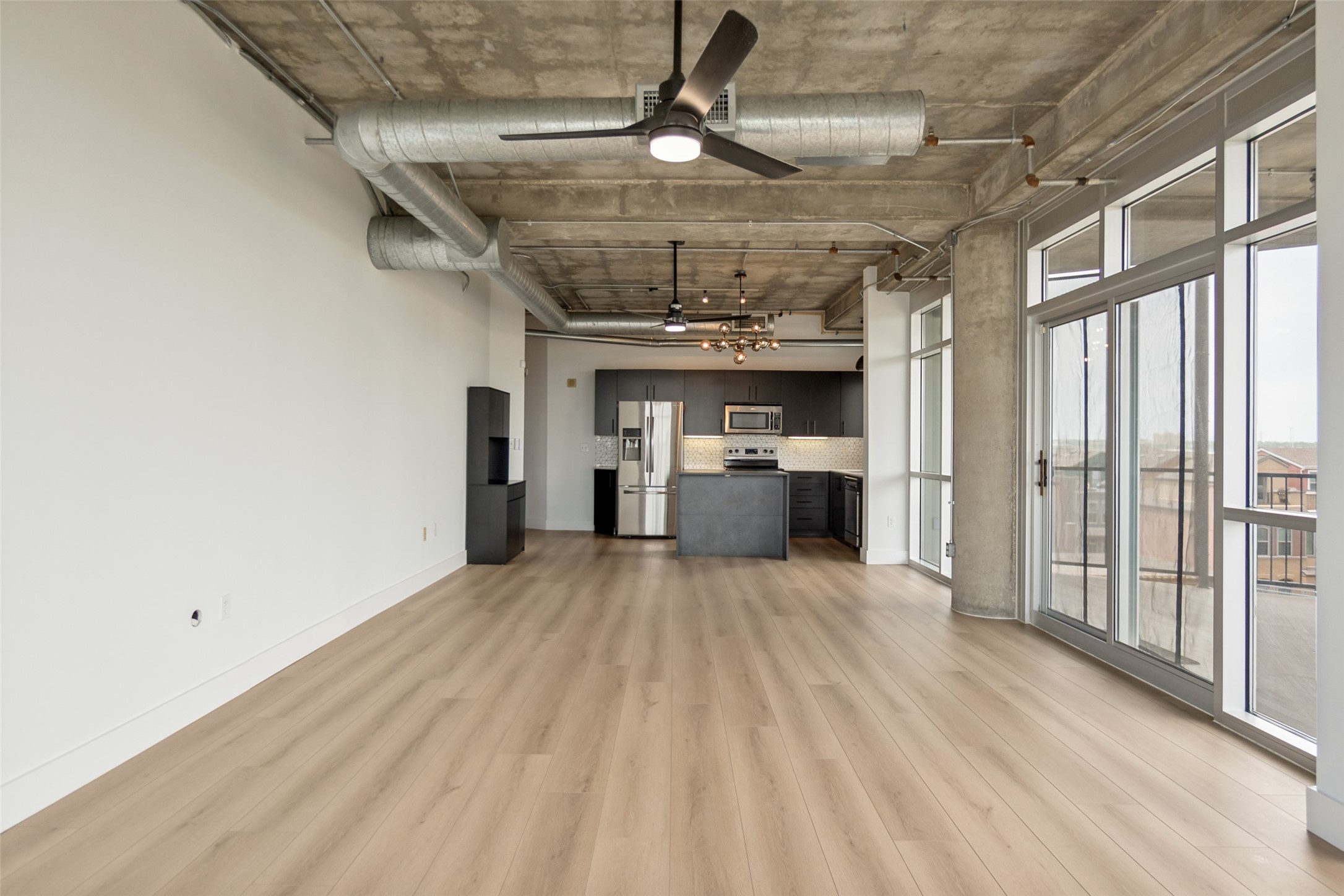 1001 Belleview Street 408