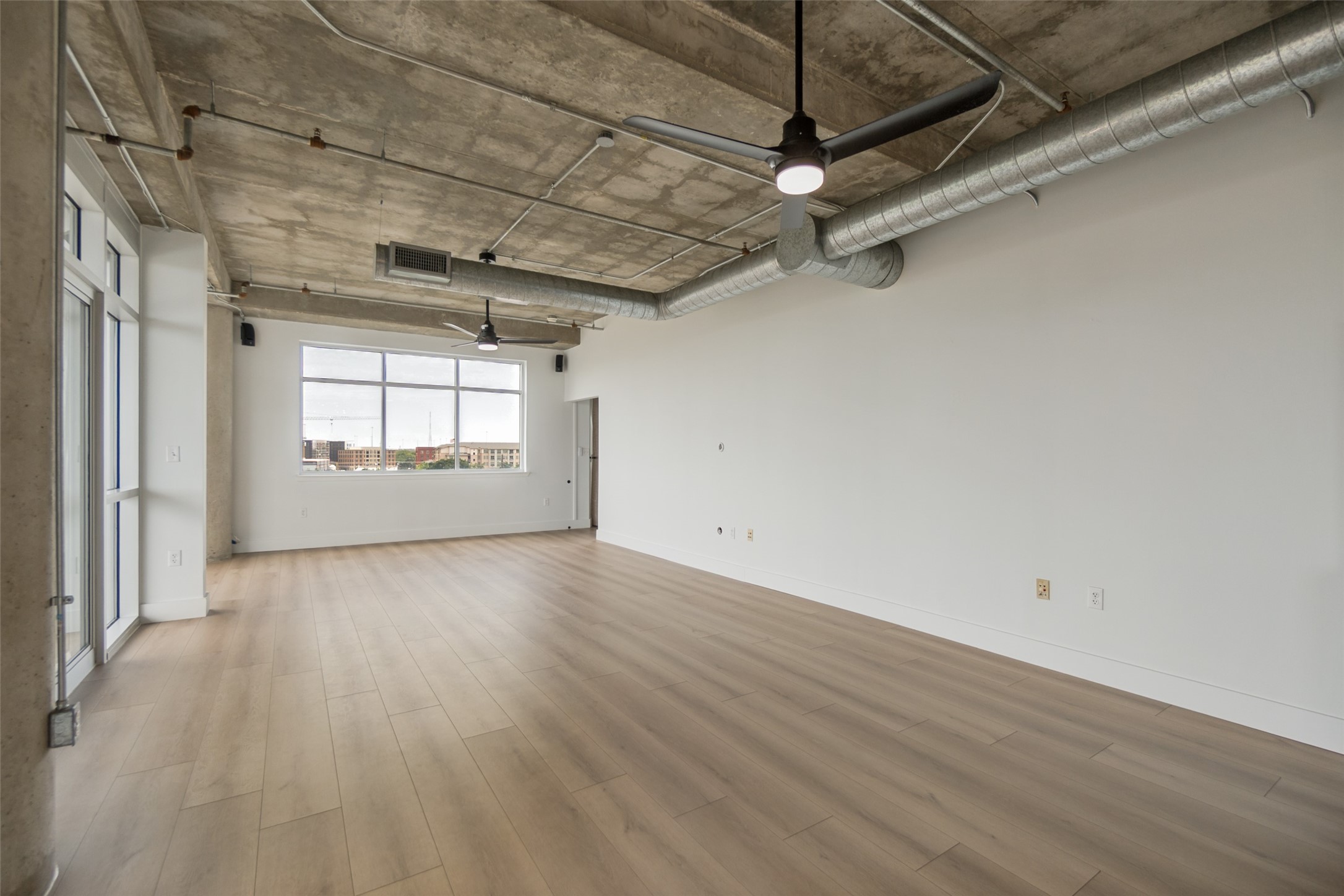1001 Belleview Street 408