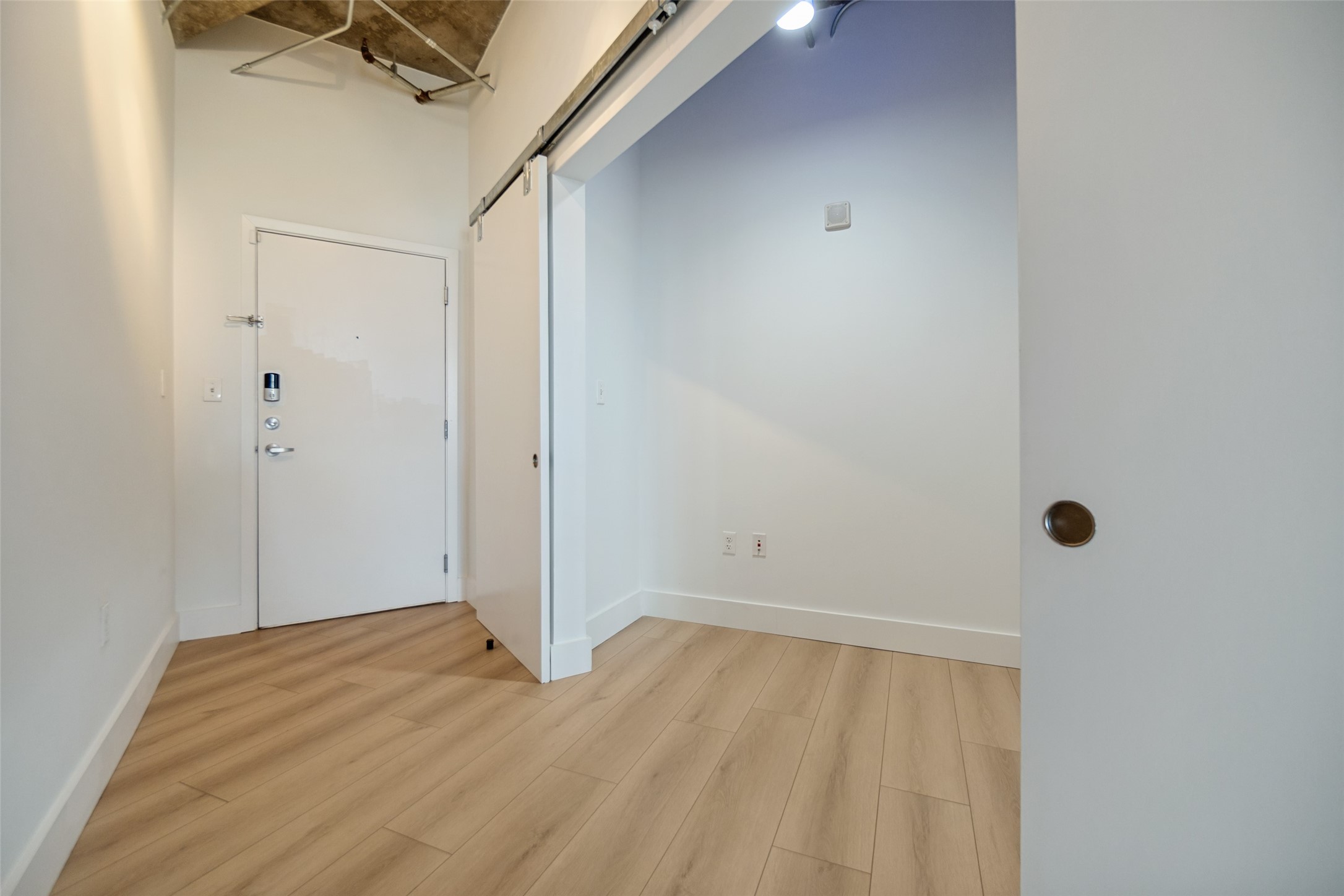 1001 Belleview Street 408