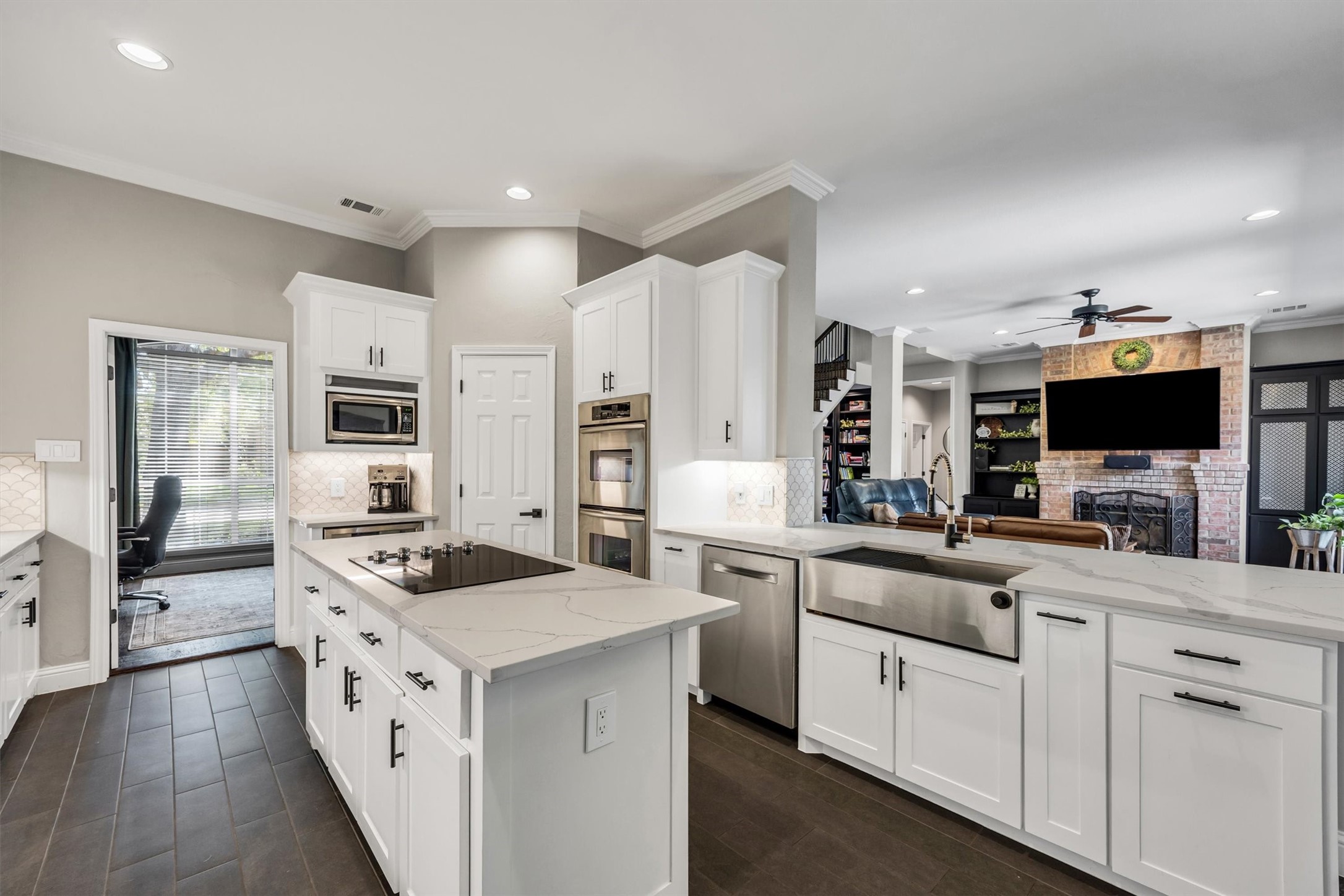 1324 Coral Drive