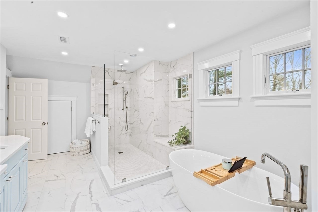 18 Edgewood Park
