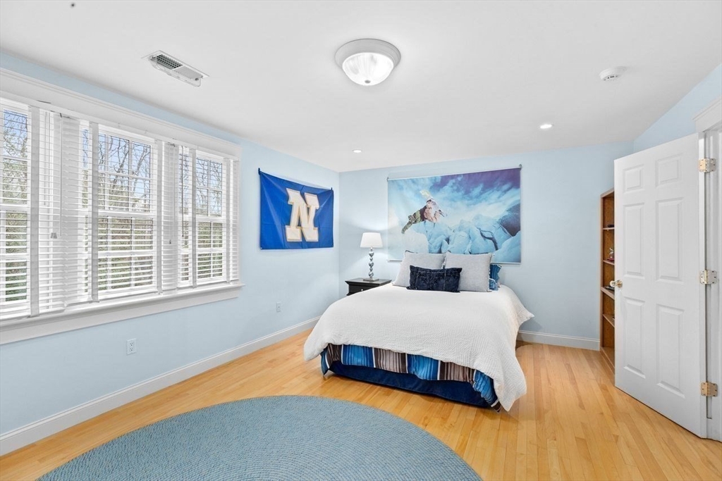 18 Edgewood Park