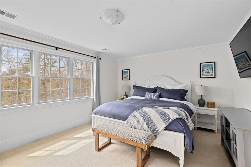 39 Arrowwood Drive