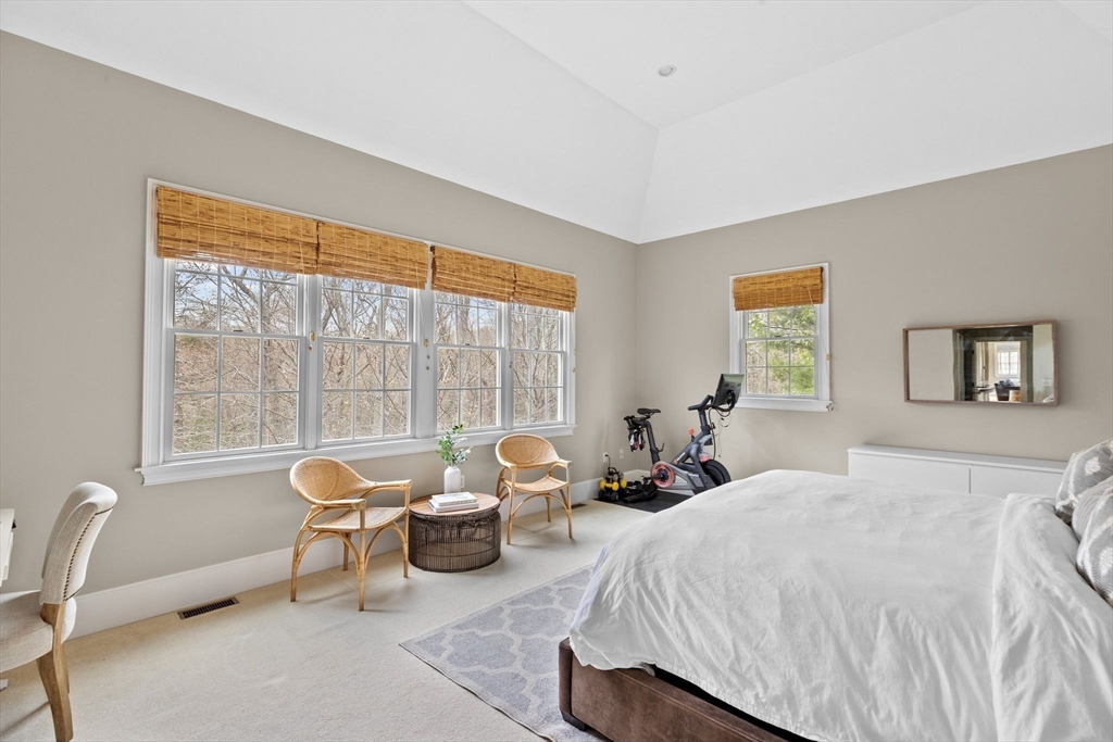 39 Arrowwood Drive