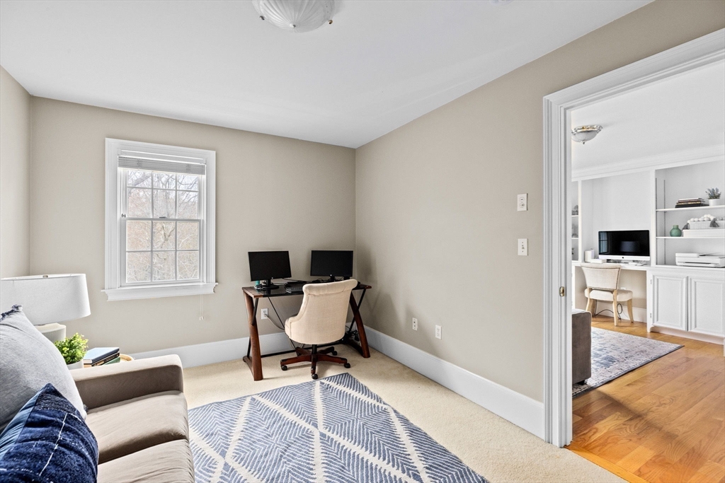 39 Arrowwood Drive