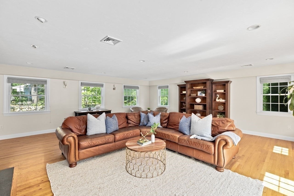159 Tiffany Road