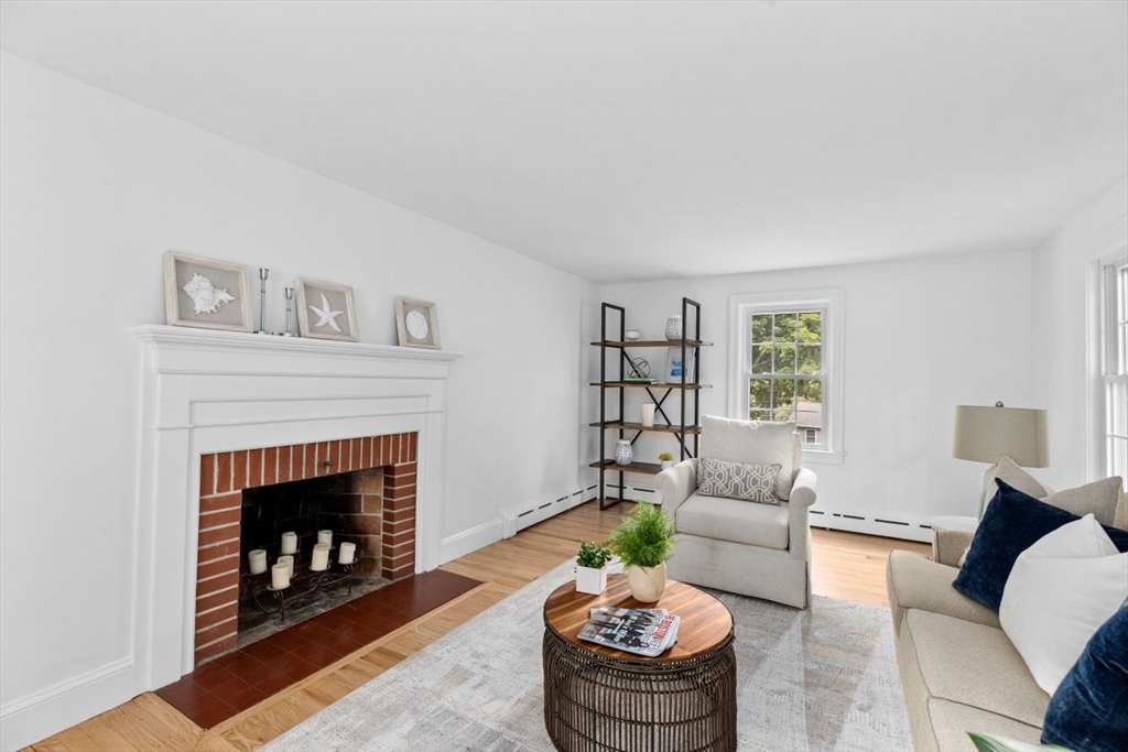 105 Mount Vernon Rd W