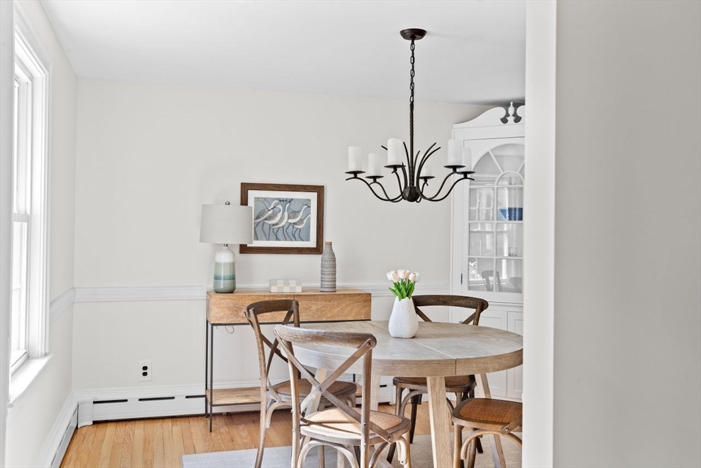 105 Mount Vernon Rd W