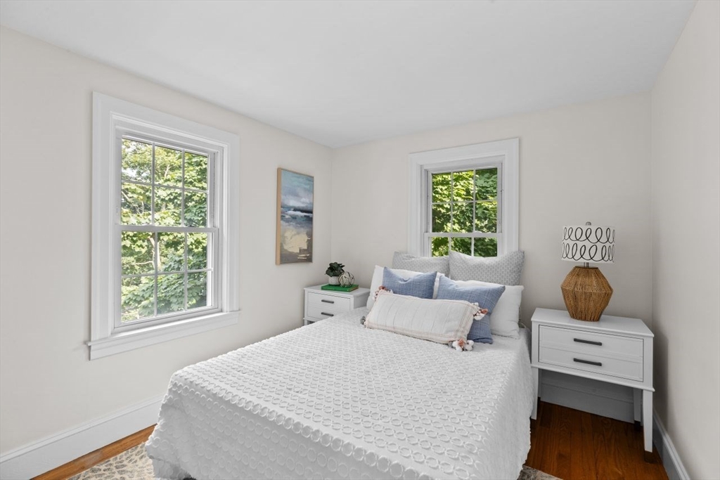 105 Mount Vernon Rd W