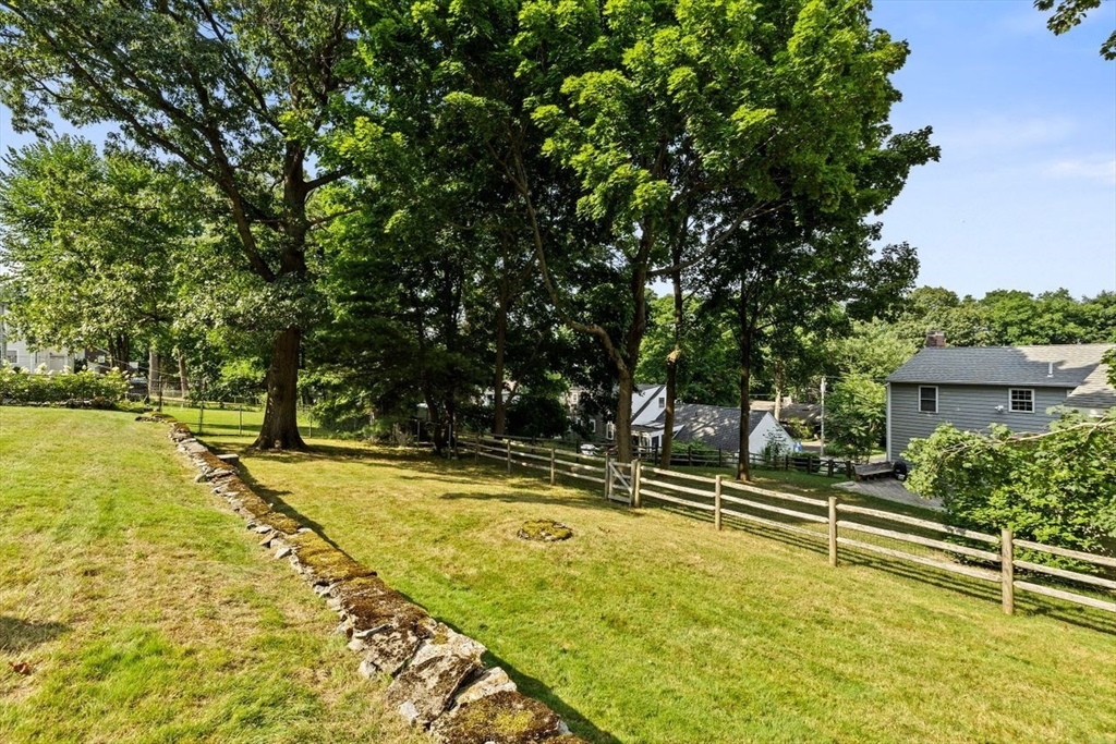 105 Mount Vernon Rd W