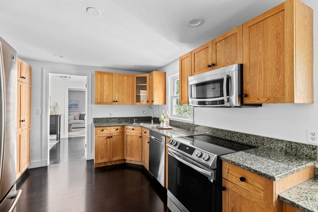 105 Mount Vernon Rd W
