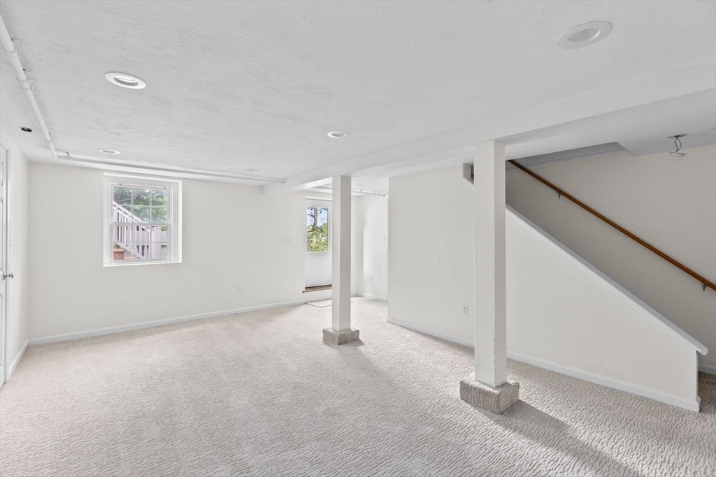 105 Mount Vernon Rd W