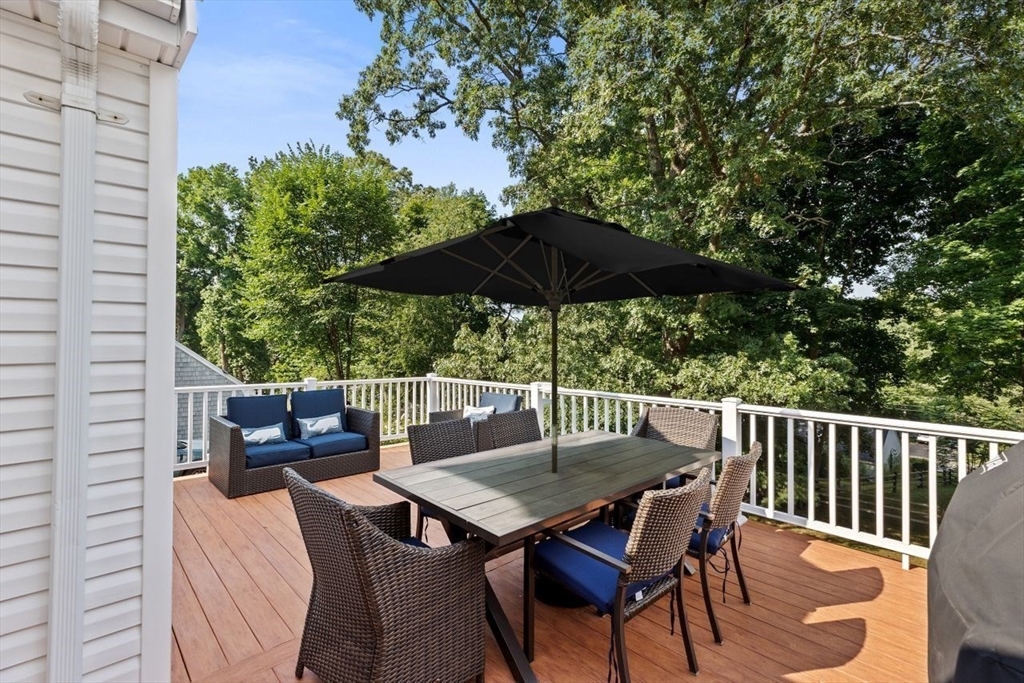 105 Mount Vernon Rd W
