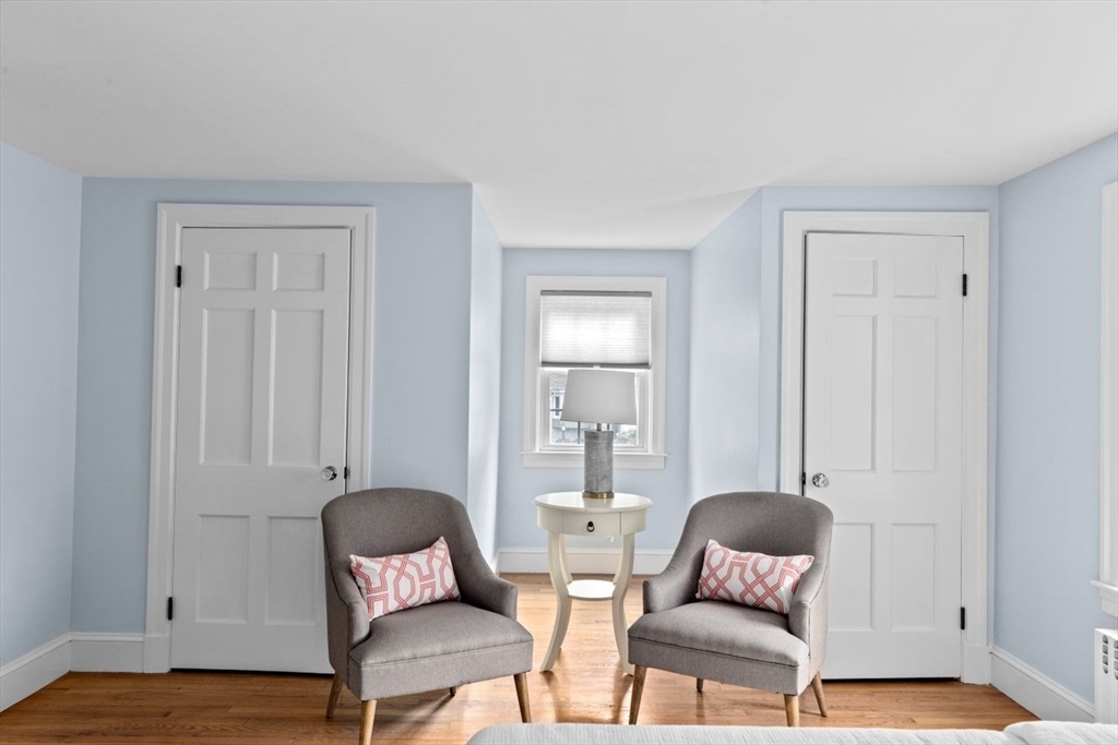 105 Mount Vernon Rd W
