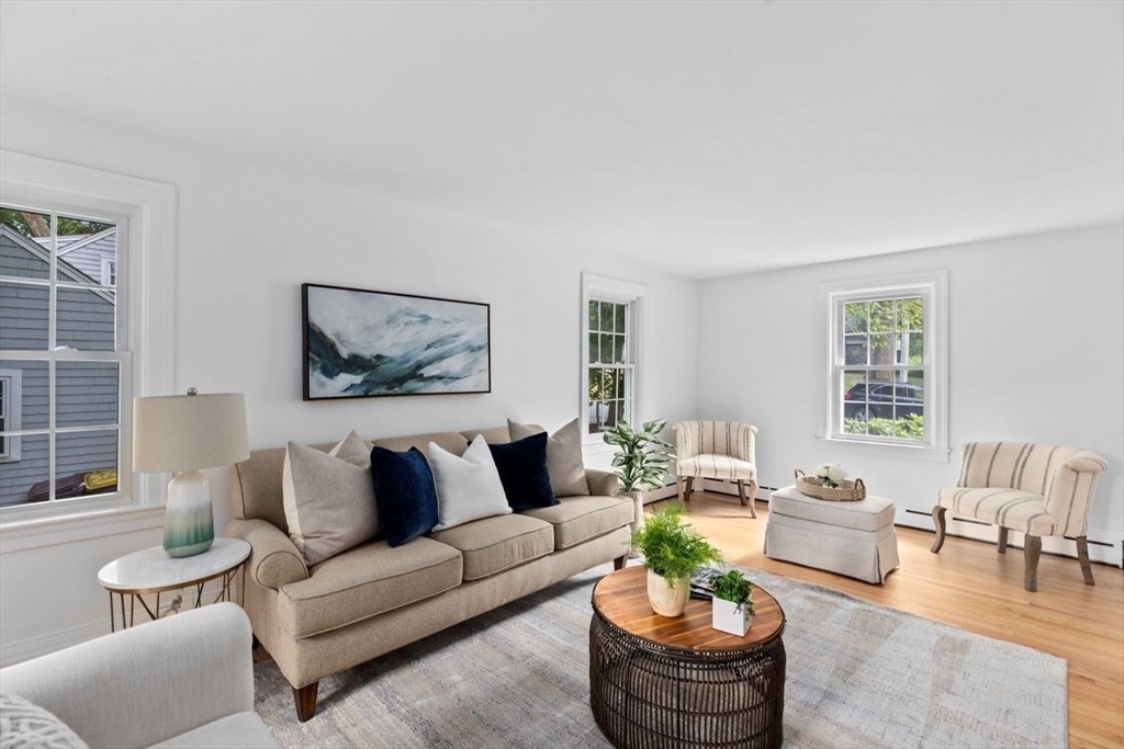 105 Mount Vernon Rd W
