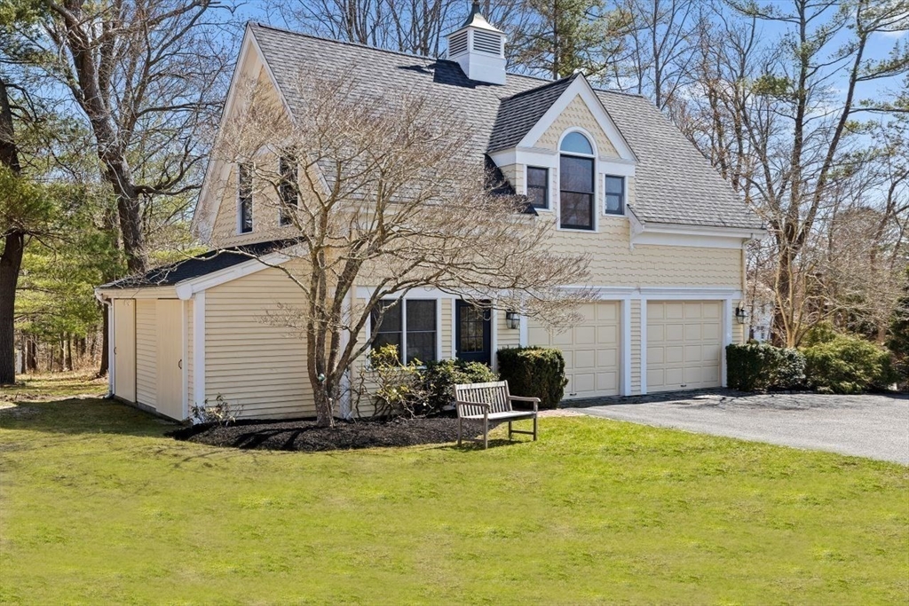 483 River Street