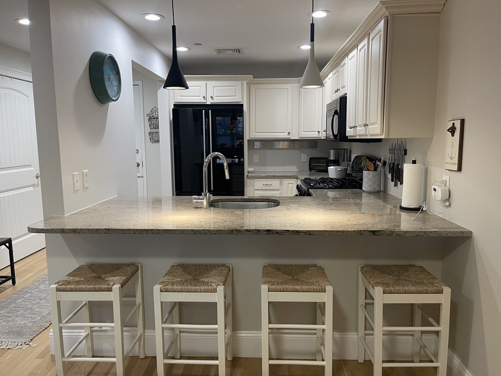 91 Front Street # 305