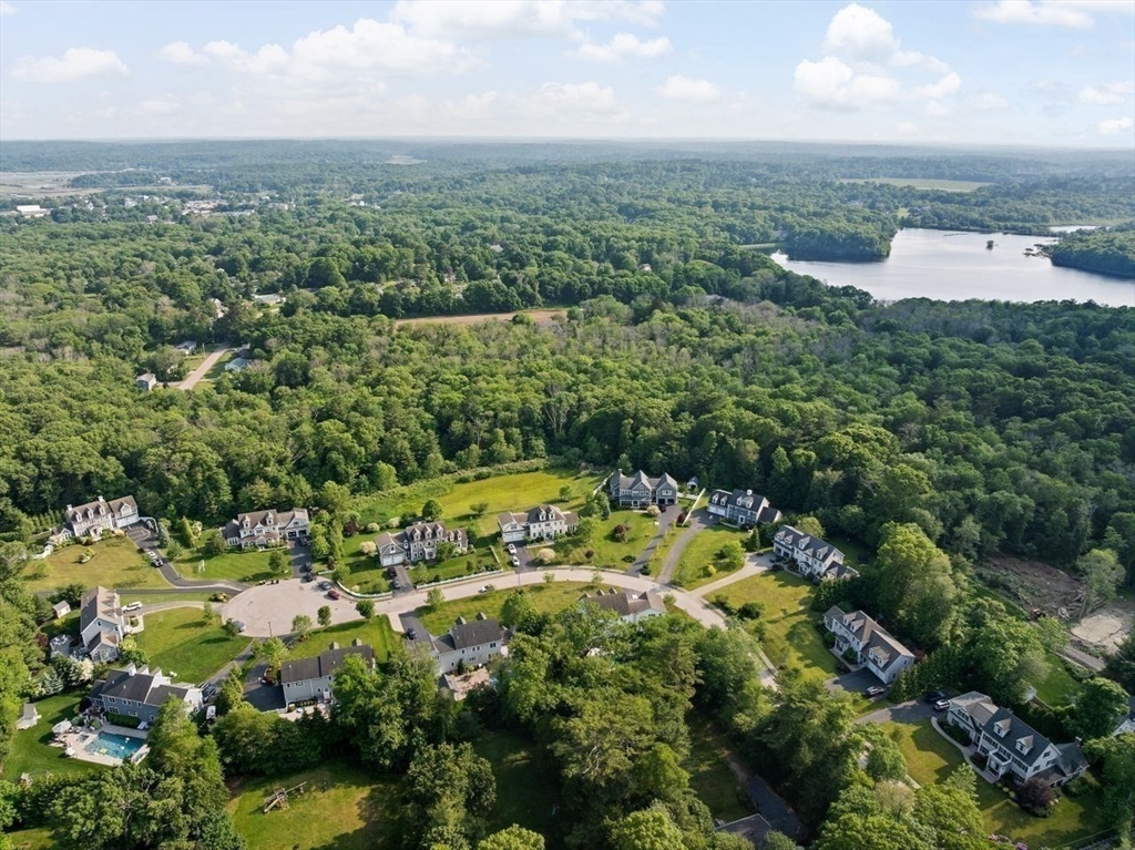 10 Evangeline Dr
