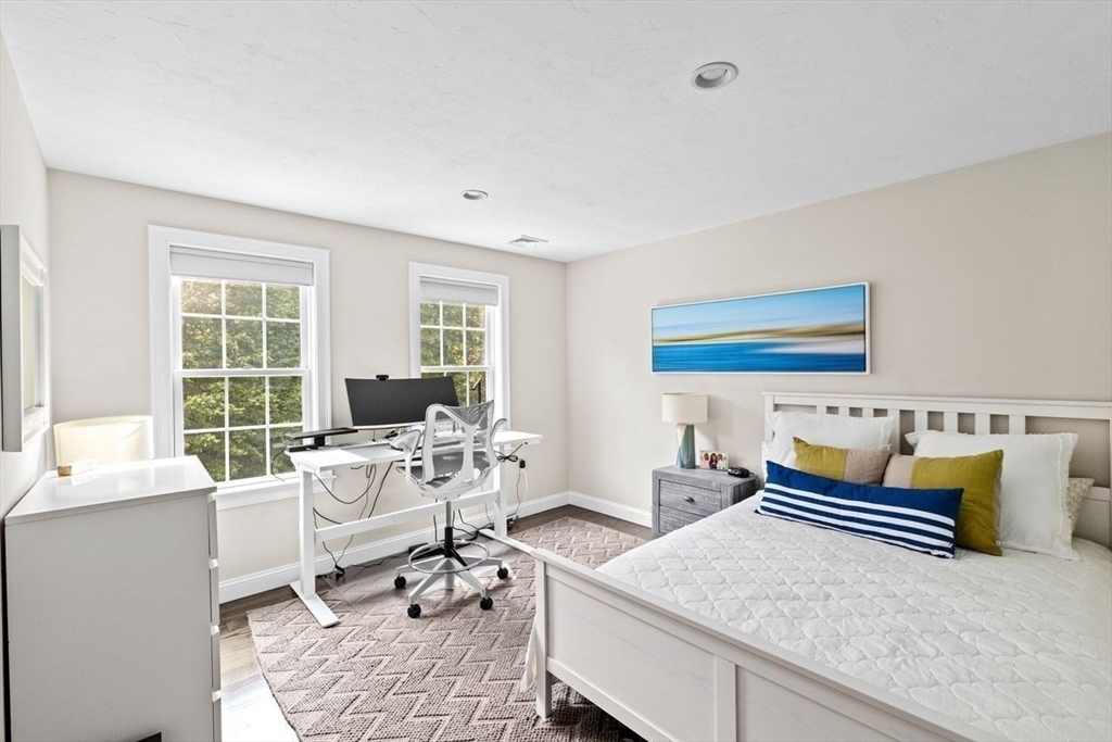 10 Evangeline Dr