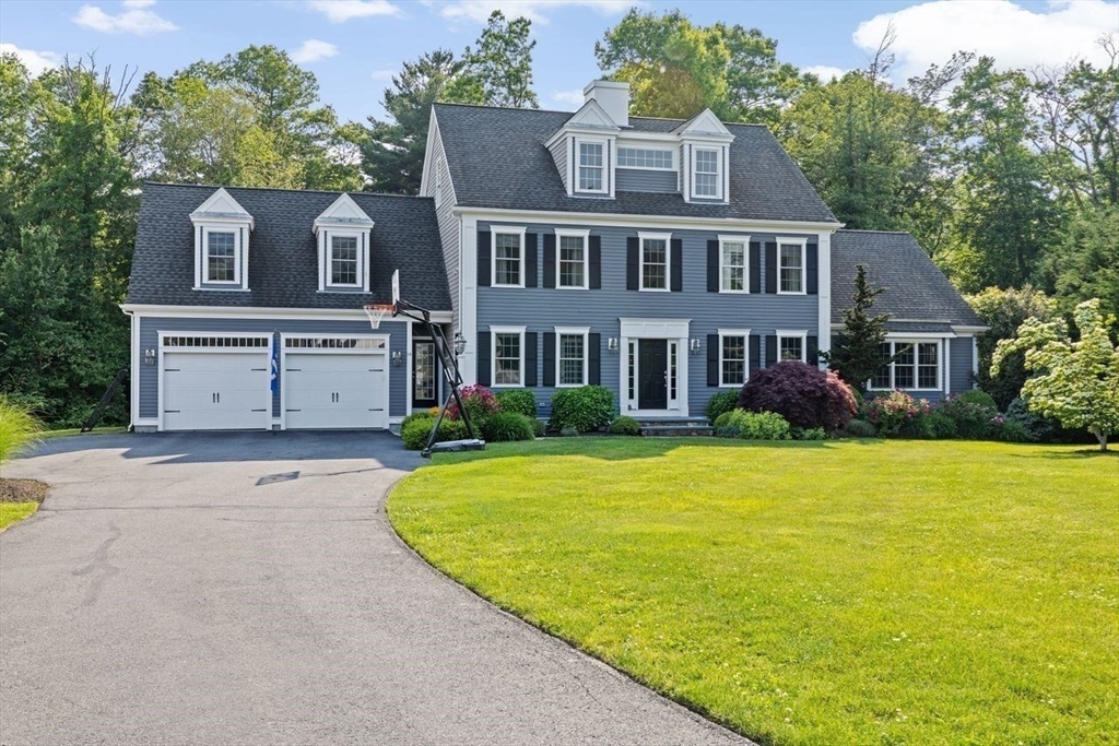 10 Evangeline Dr