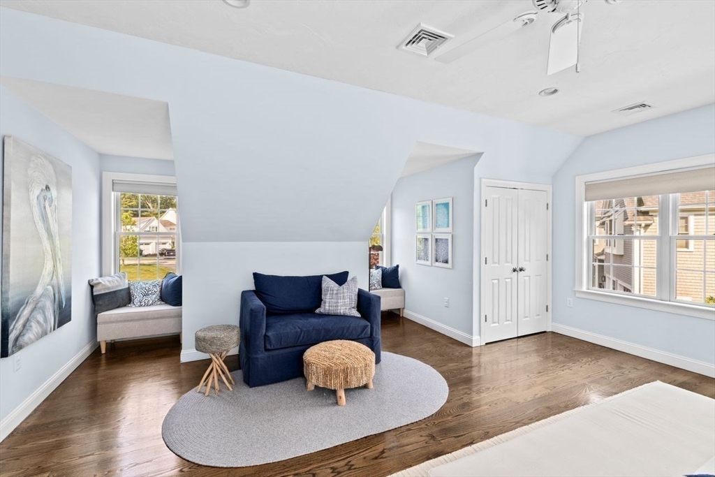 10 Evangeline Dr