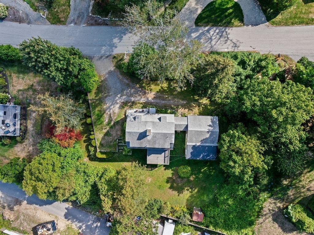 18 Littles Lane