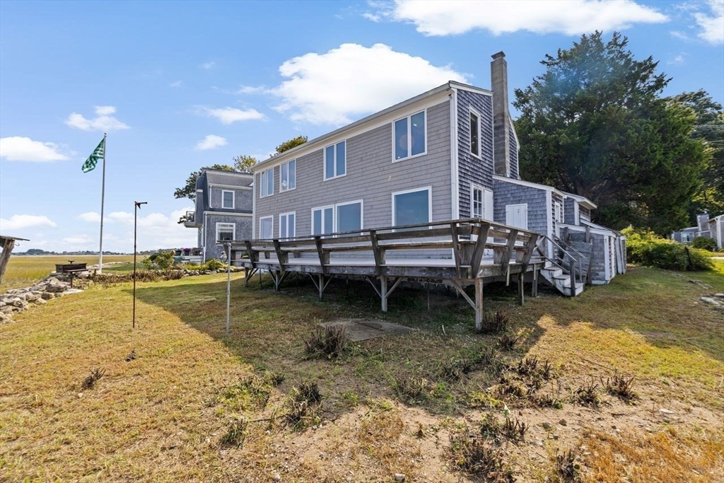 26 Damons Point Circle