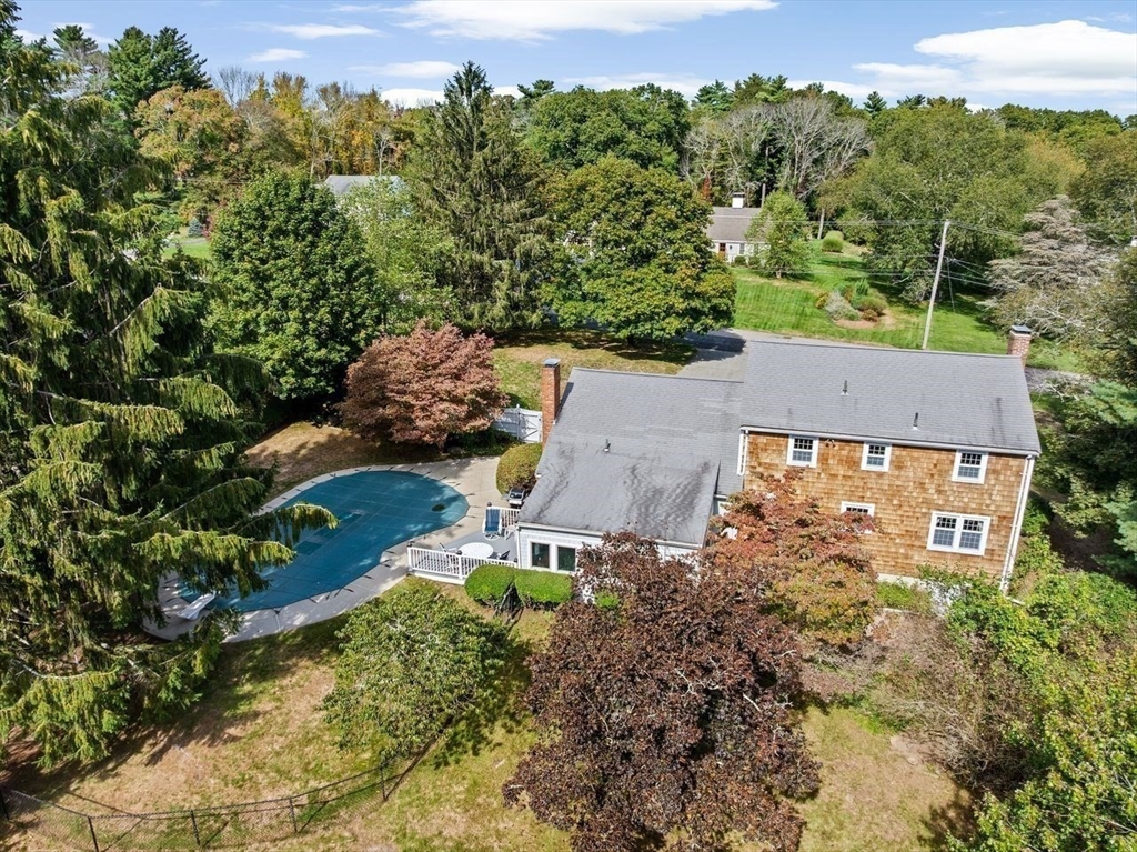 28 Riverside Drive