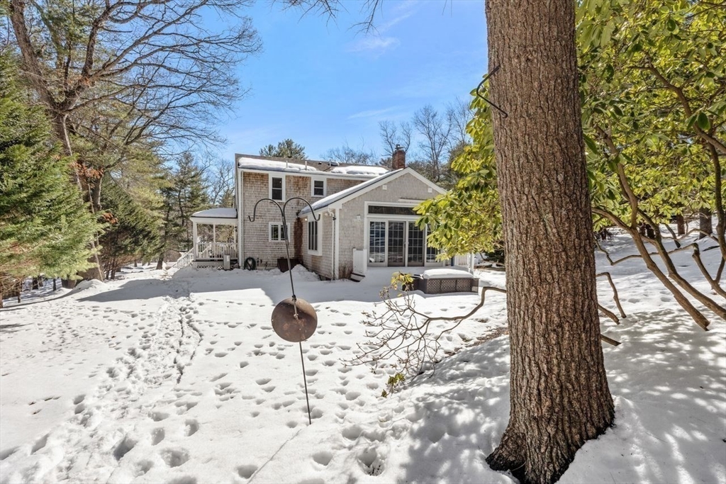 75 Masthead Drive