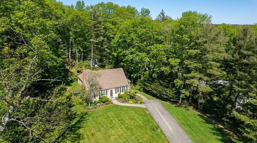 75 Masthead Drive
