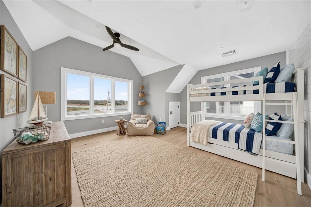 81 Surfside Road