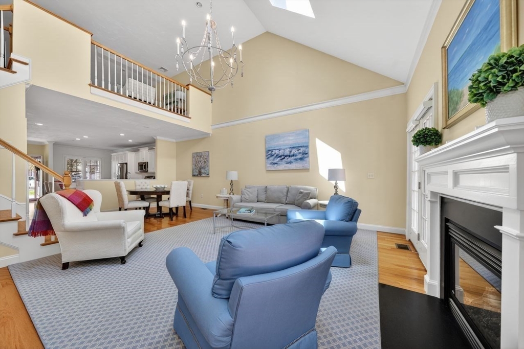 239 Washington St # 20