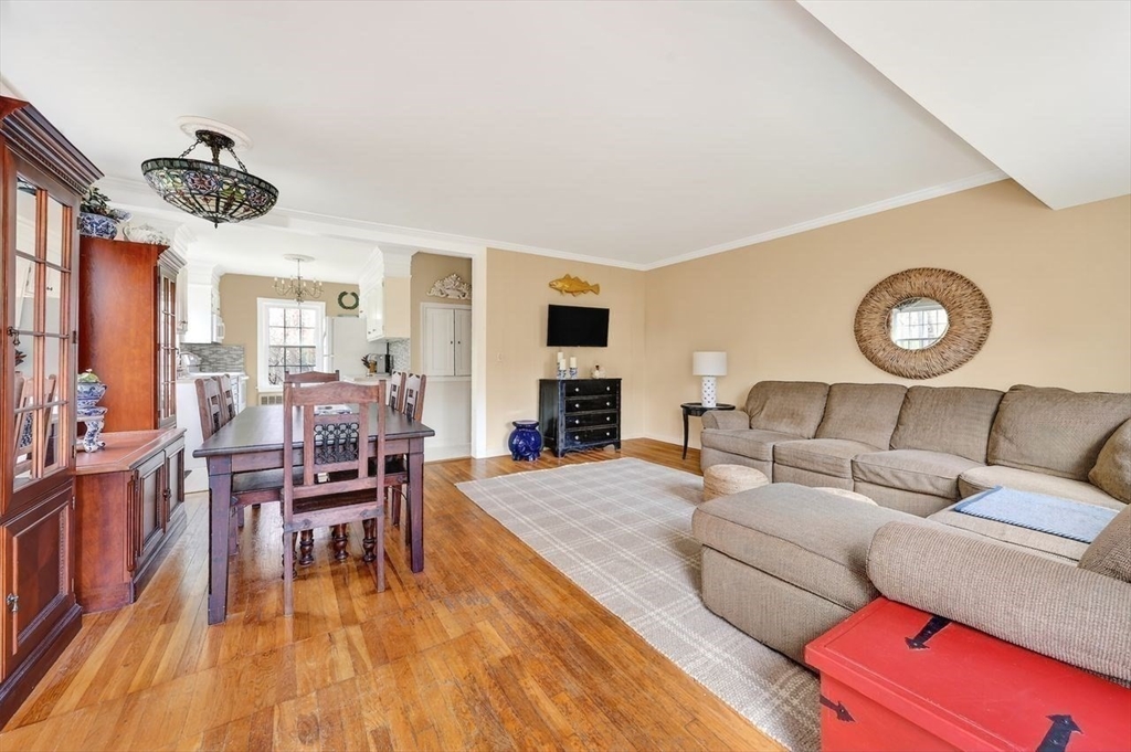 15 Leigh Road