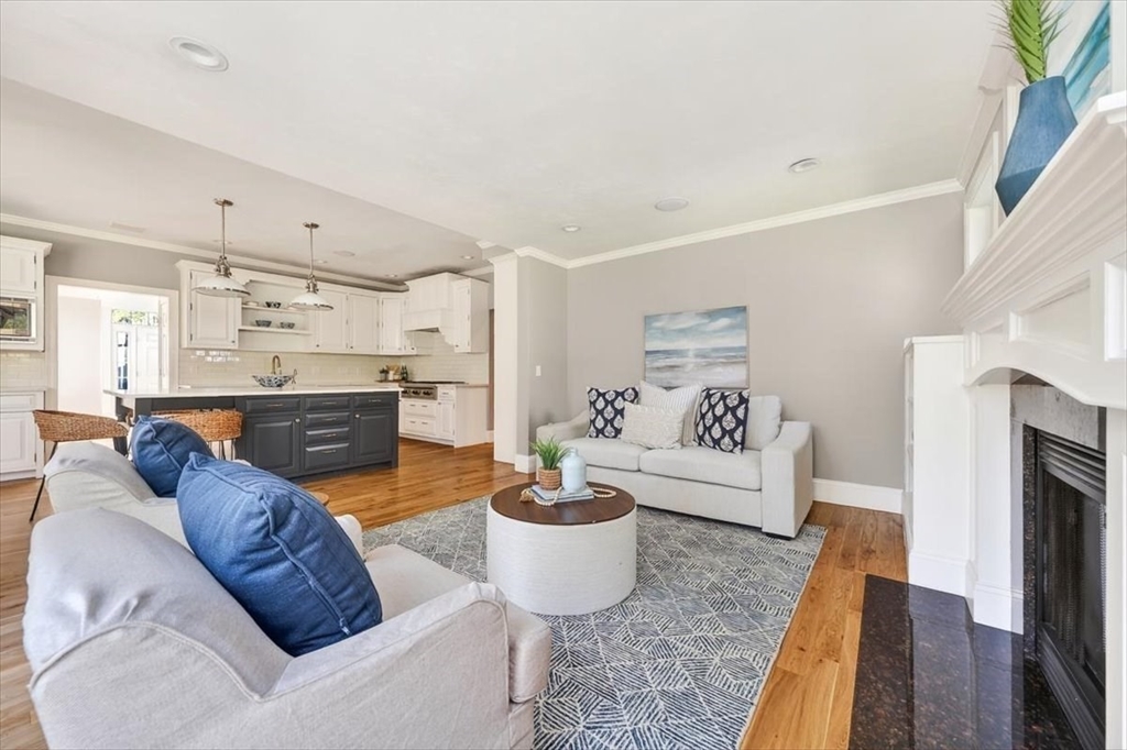 3 Brattle Rd