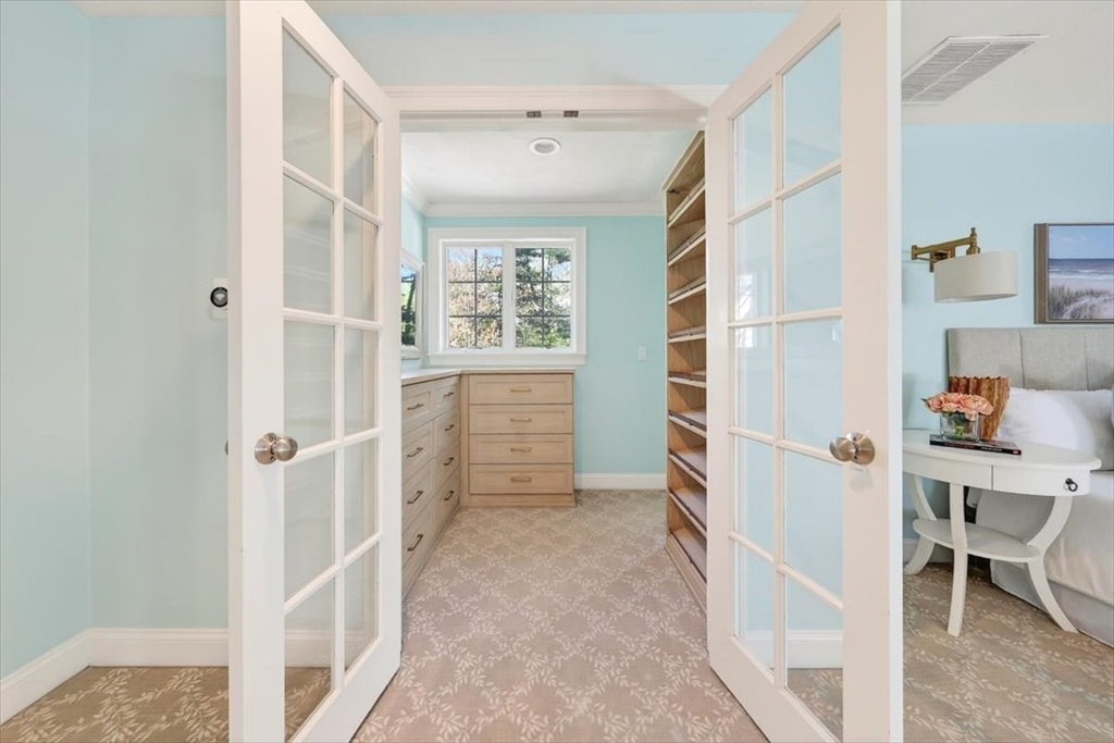 3 Brattle Rd