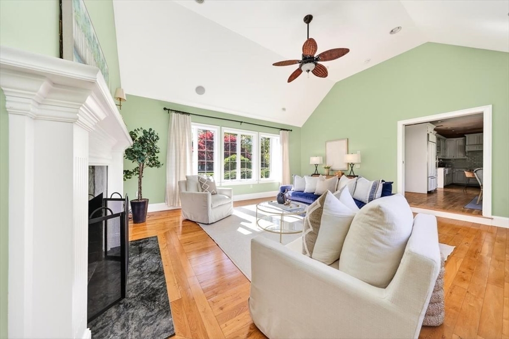 3 Brattle Rd