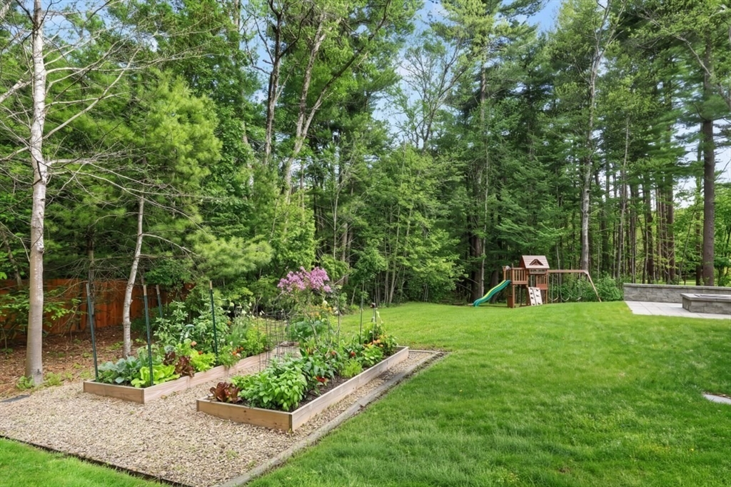 3 Brattle Rd