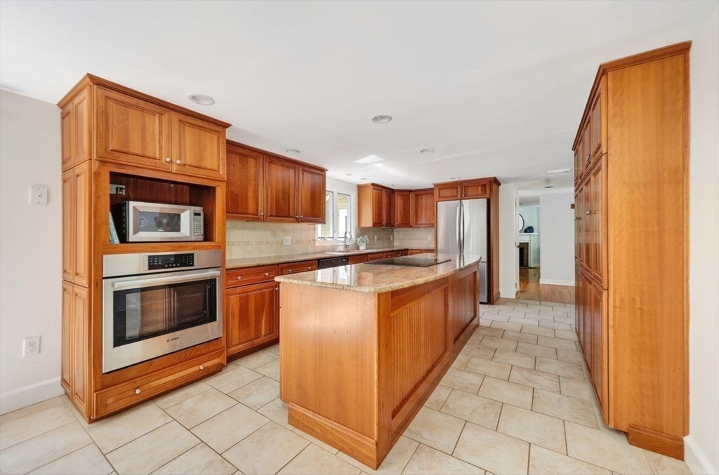 17 Woods Rd
