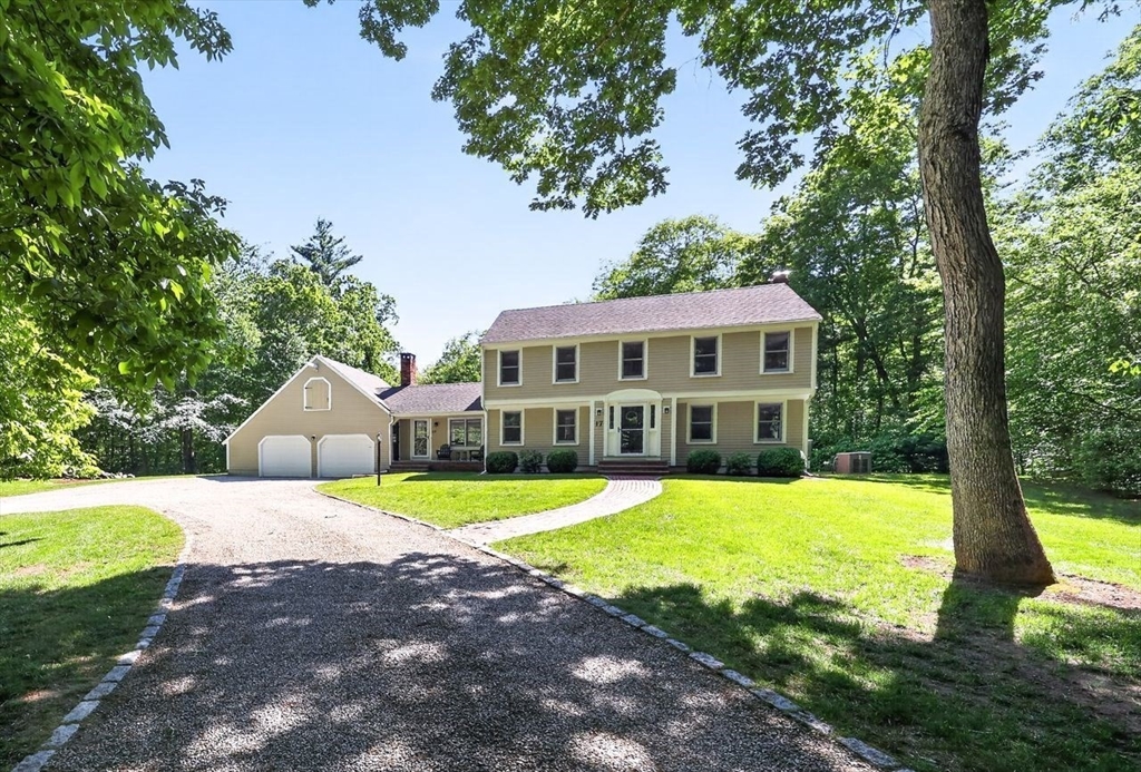 17 Woods Rd