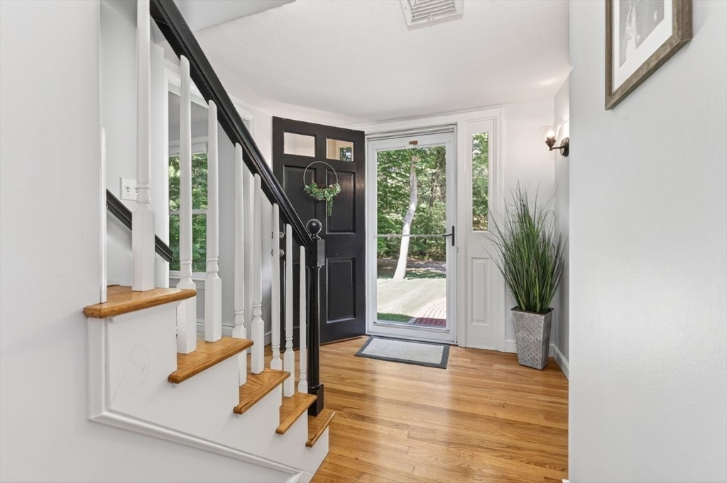 17 Woods Rd